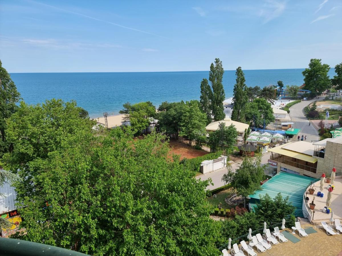 Apartment Golden Sands, Sea View, Beach Front, Private Property Екстер'єр фото